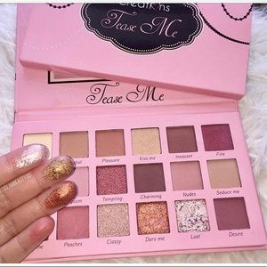 Tease Me palette